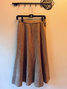 Vintage 70’s Wool Perry Ellis Long Skirt: 26 Waist